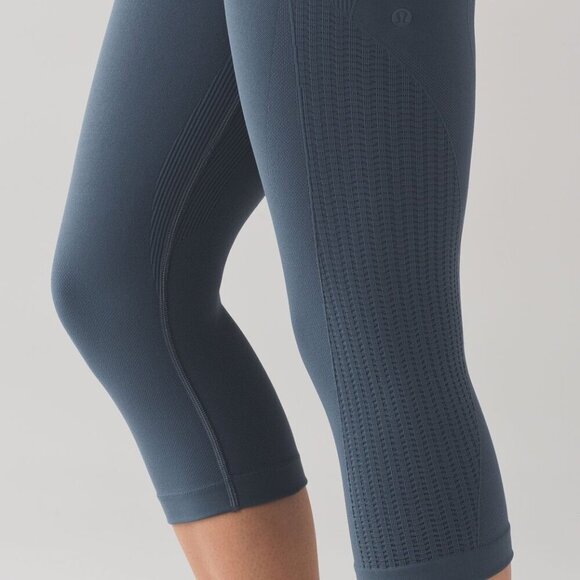 Lululemon Flow & Go Crop Leggings 17" Inseam Astro Blue 21868 - Picture 3 of 12